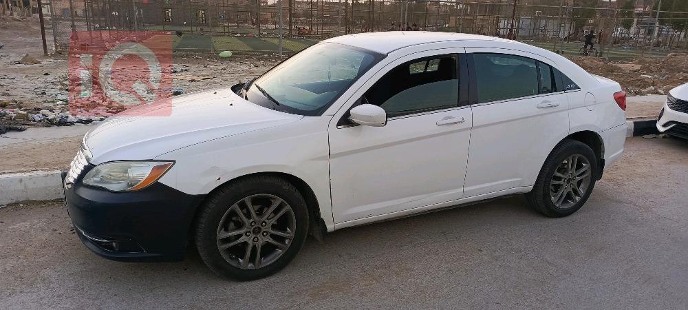 Chrysler 200